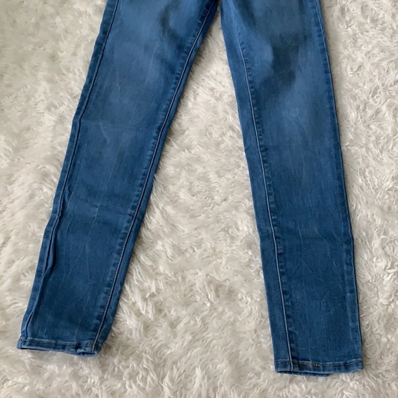 Levi’s blue jeans super skinny women’s size 27 - Picture 4 of 11